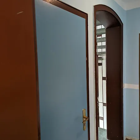 Gastfreundliches Vintage-zimmer Pensjonat Felsberg